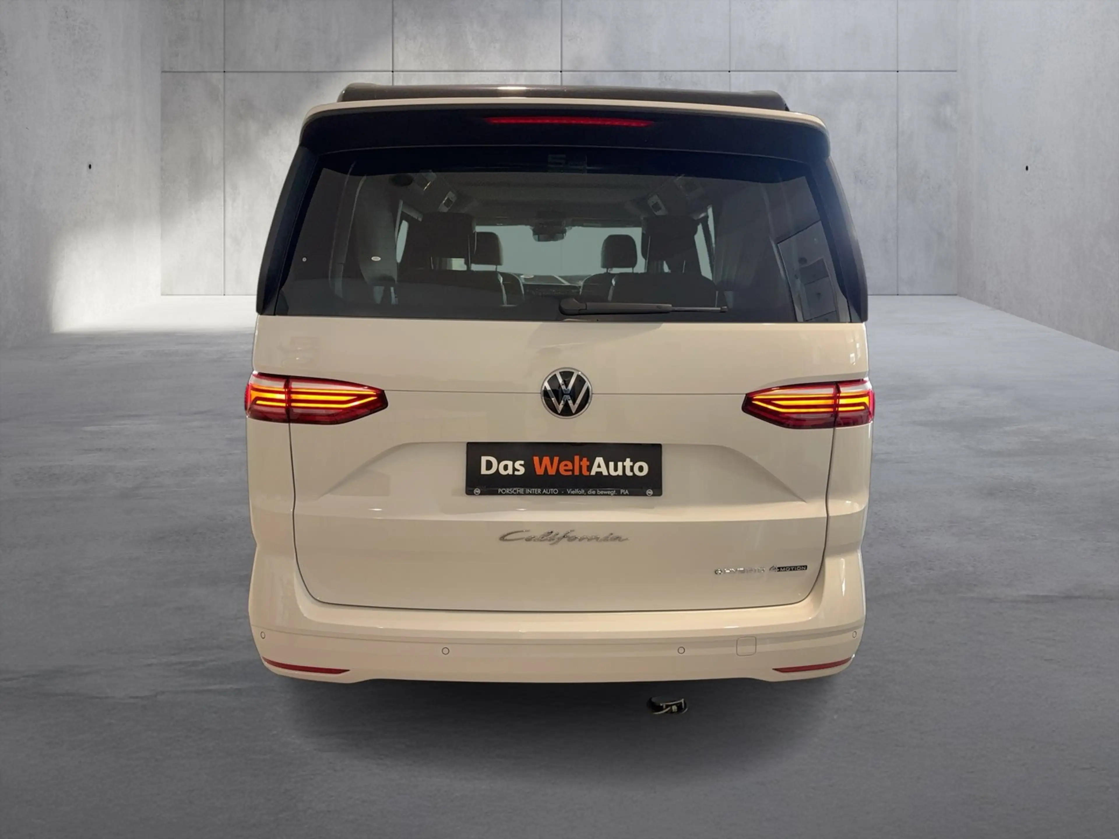 Volkswagen T7 California VW T7 California Beach eHybrid 180 kW 4M — photo 4