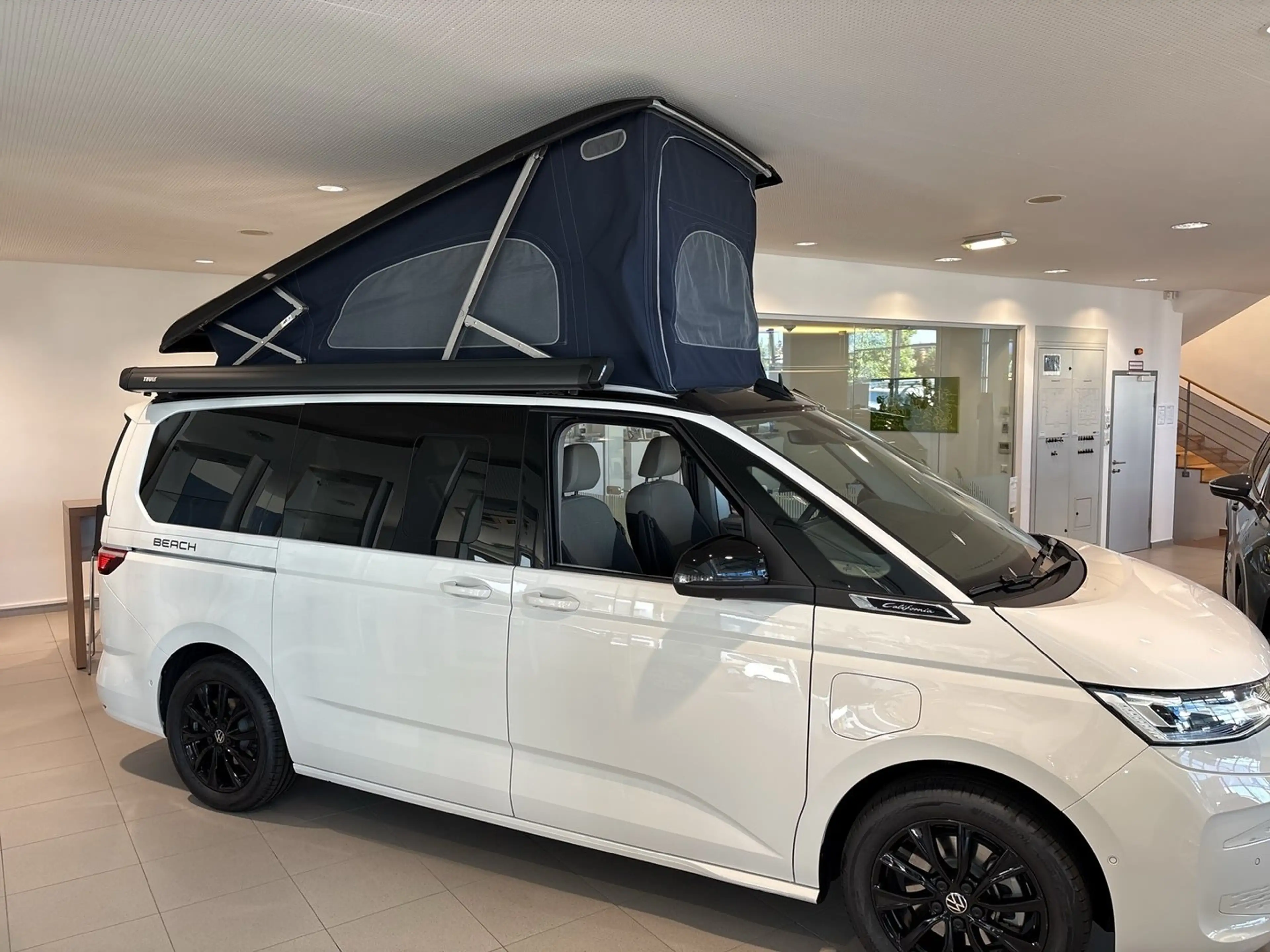 Volkswagen T7 California VW T7 California Beach eHybrid 180 kW 4M — photo 14