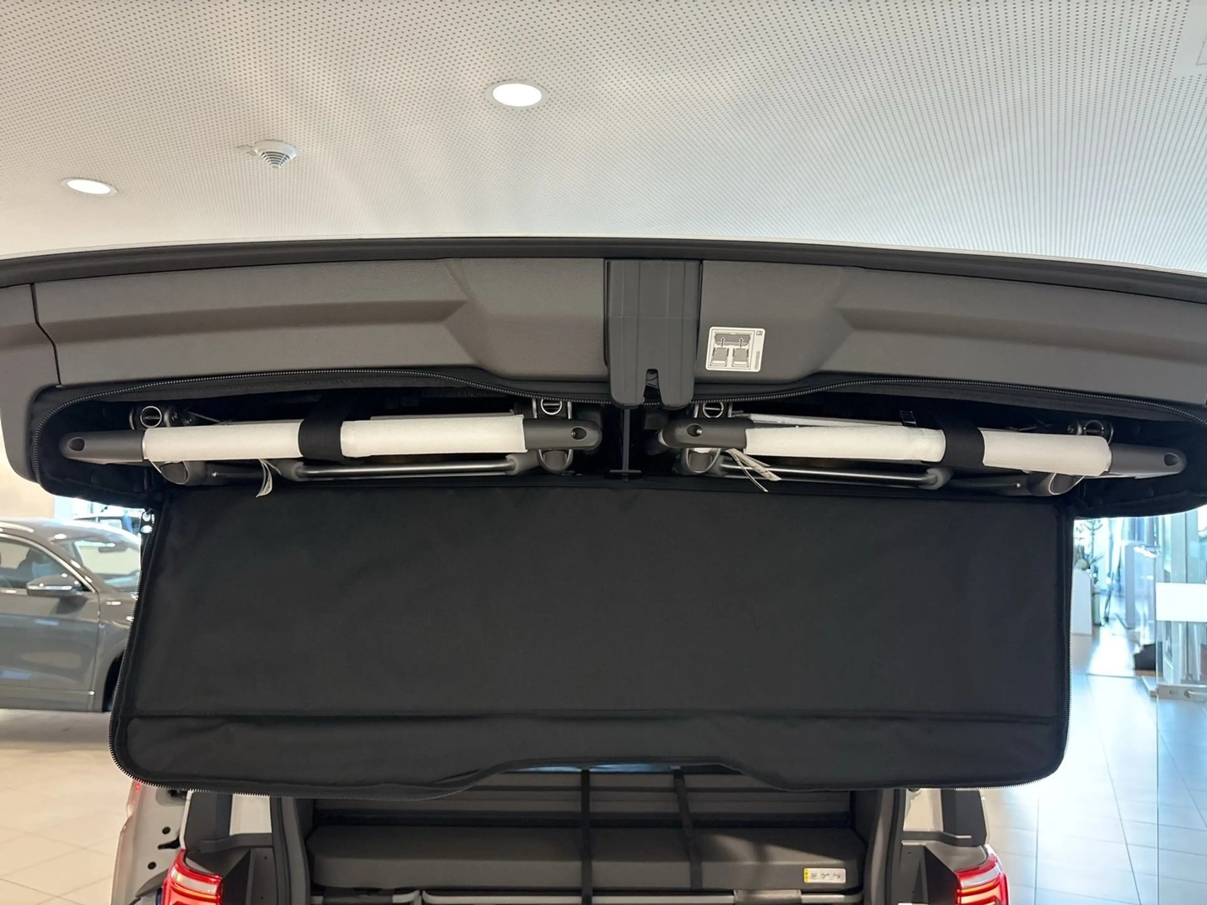 Volkswagen T7 California VW T7 California Beach eHybrid 180 kW 4M — photo 13