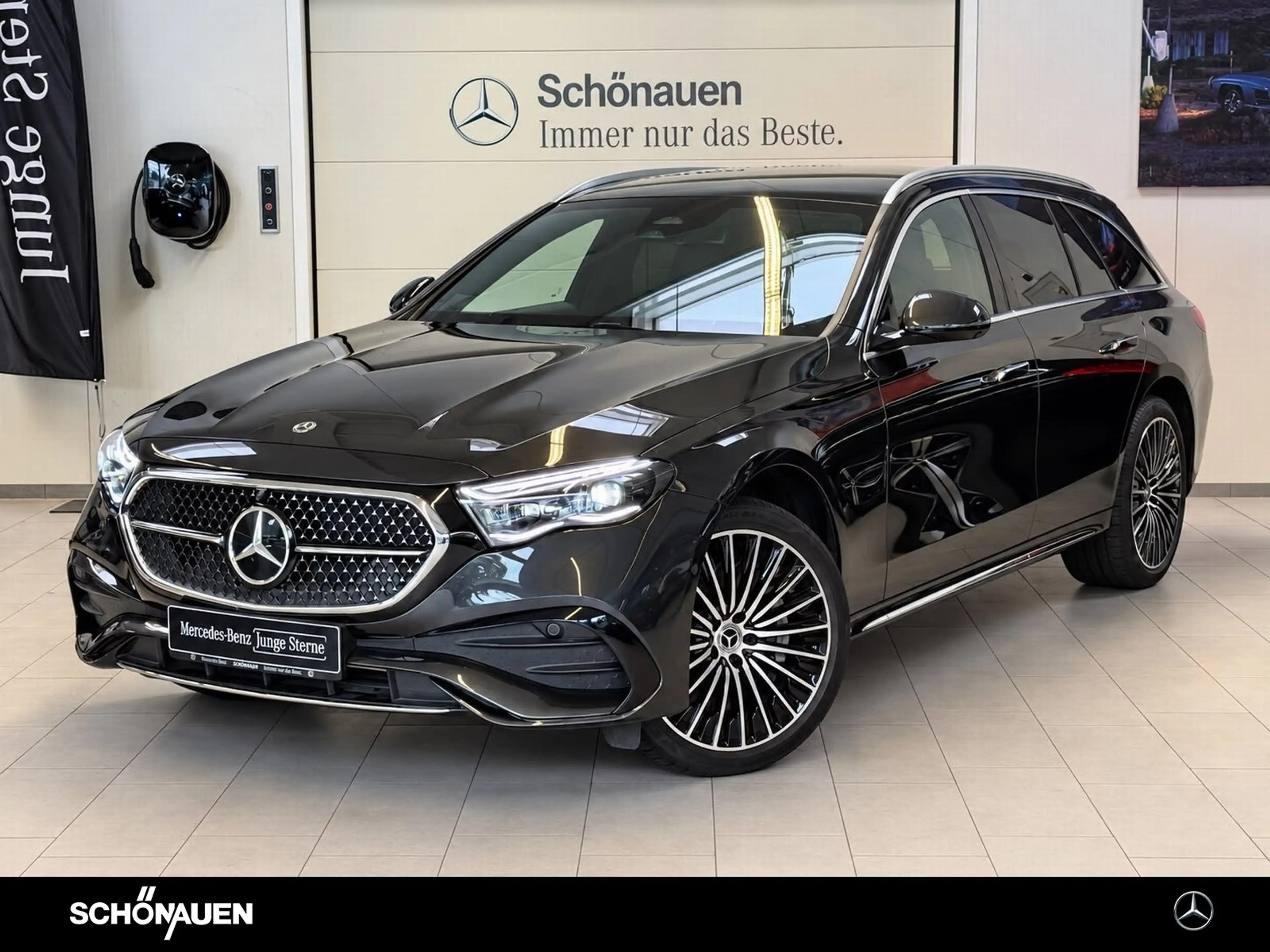 Mercedes-Benz E 220 d 4M T AMG+AIRMATIC+STHZ+PANO+BURM4D+HUD+3D