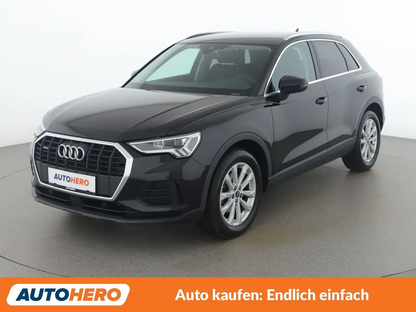 Audi Q3 35 TDI quattro Schwarz - 1
