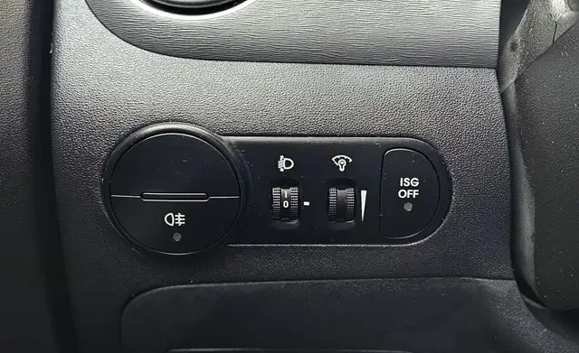 Hyundai I10 view 15