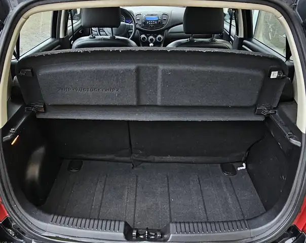 Hyundai I10 view 12