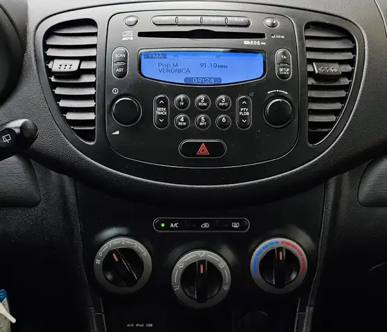 Hyundai I10 view 10