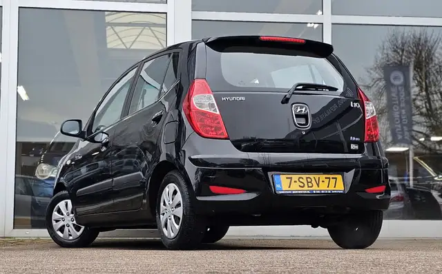 Hyundai I10 view 5