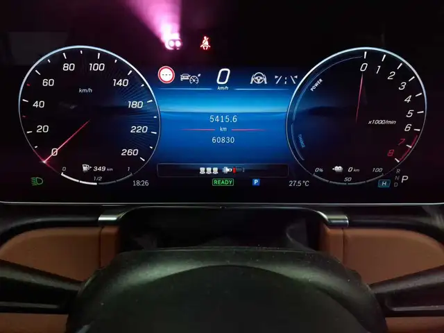 Mercedes-Benz Unknown Model view 11