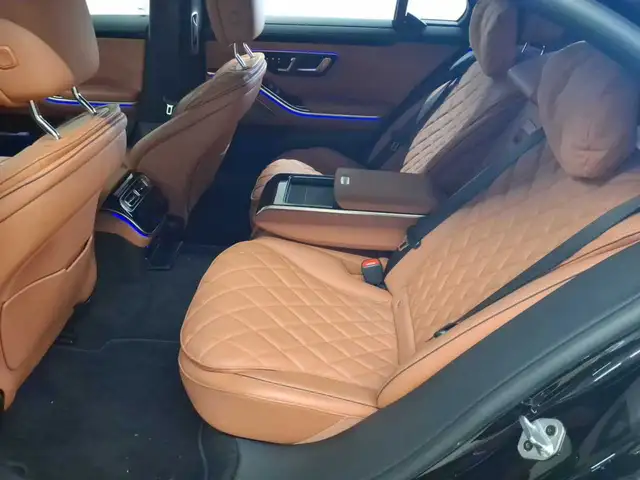Mercedes-Benz Unknown Model view 13