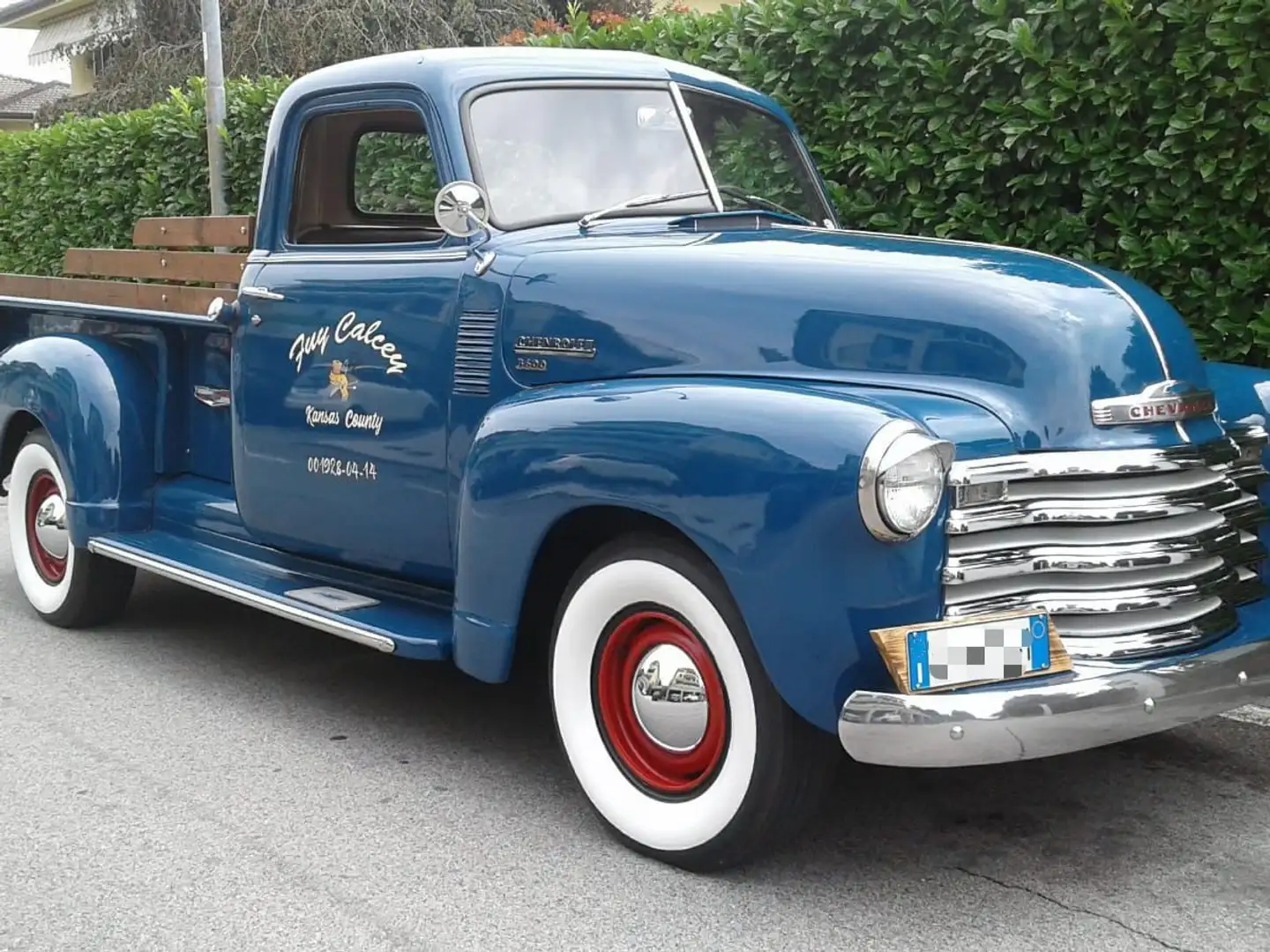 Chevrolet - 1