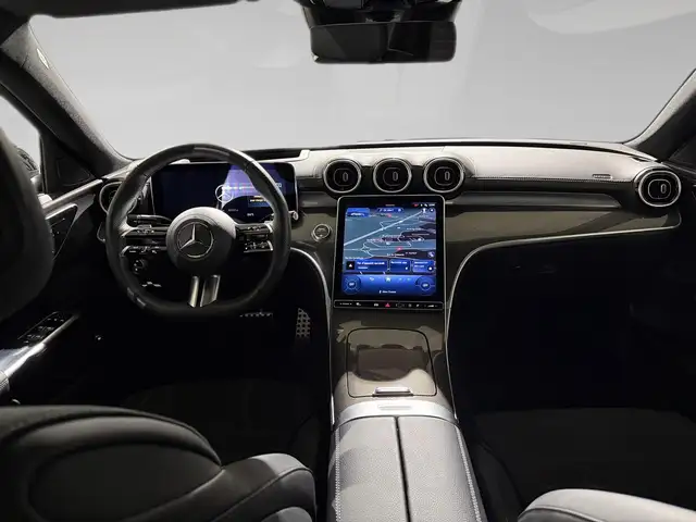 Mercedes-Benz C-Class view 5