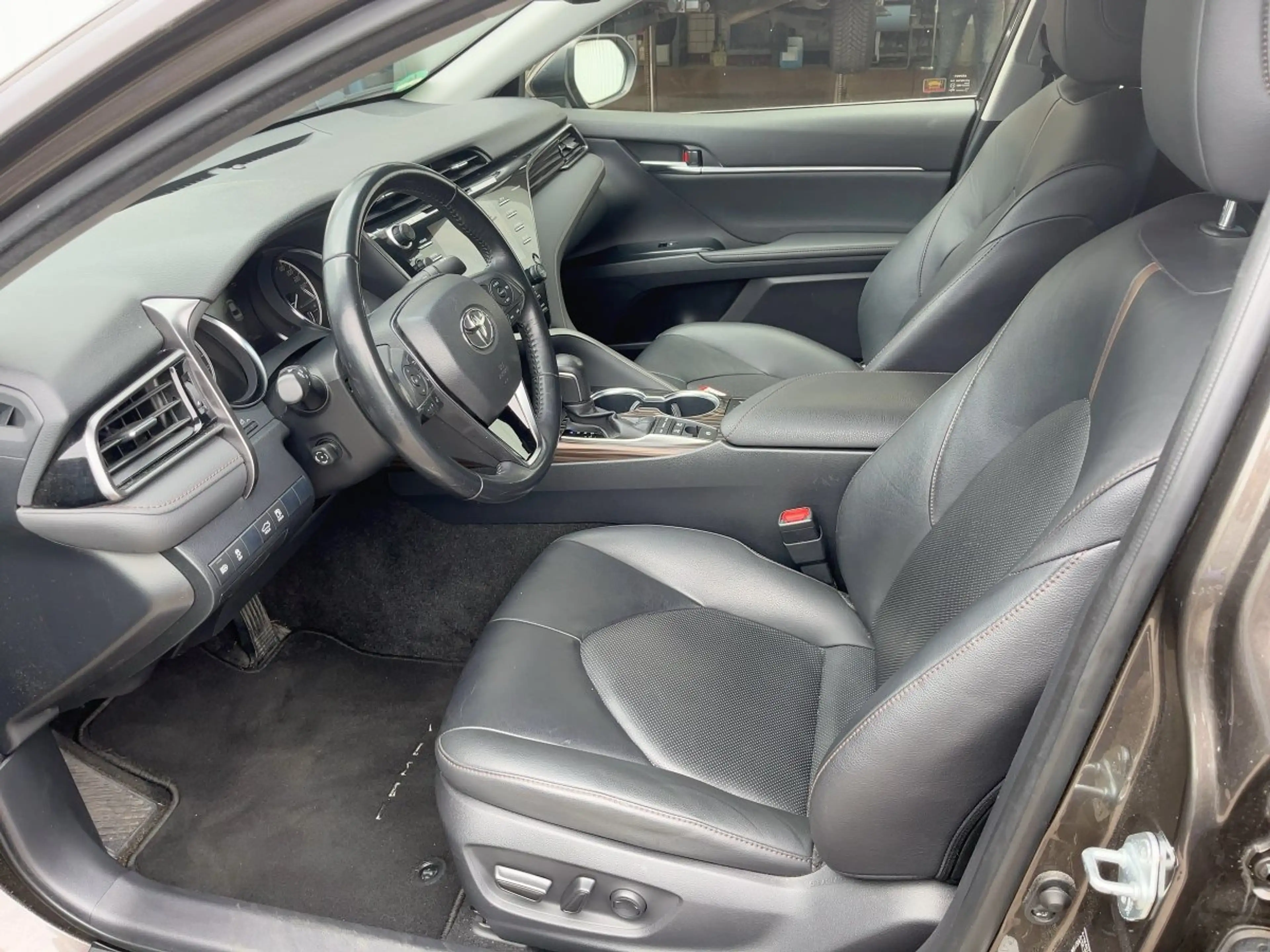 Toyota Camry 2.5 Hybrid Executive Navi*ACC*KAM*SHZ*DAB — photo 10