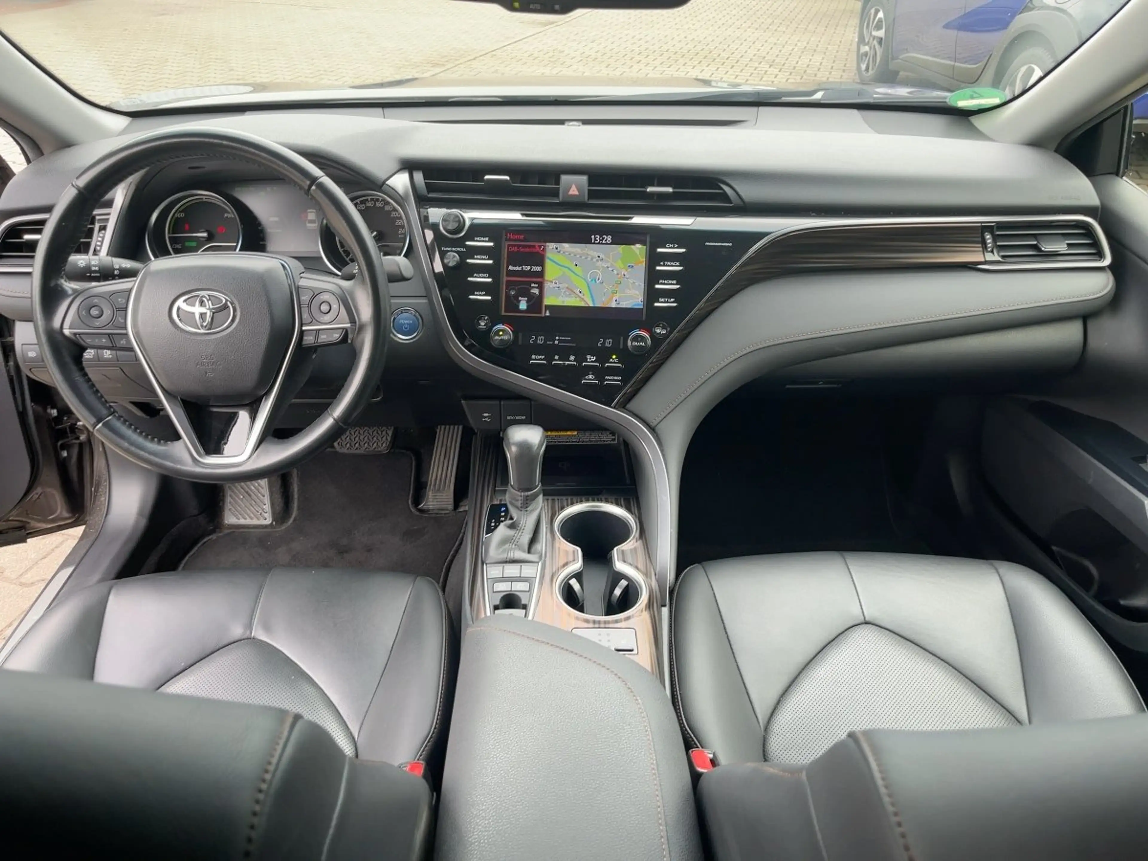 Toyota Camry 2.5 Hybrid Executive Navi*ACC*KAM*SHZ*DAB — photo 13