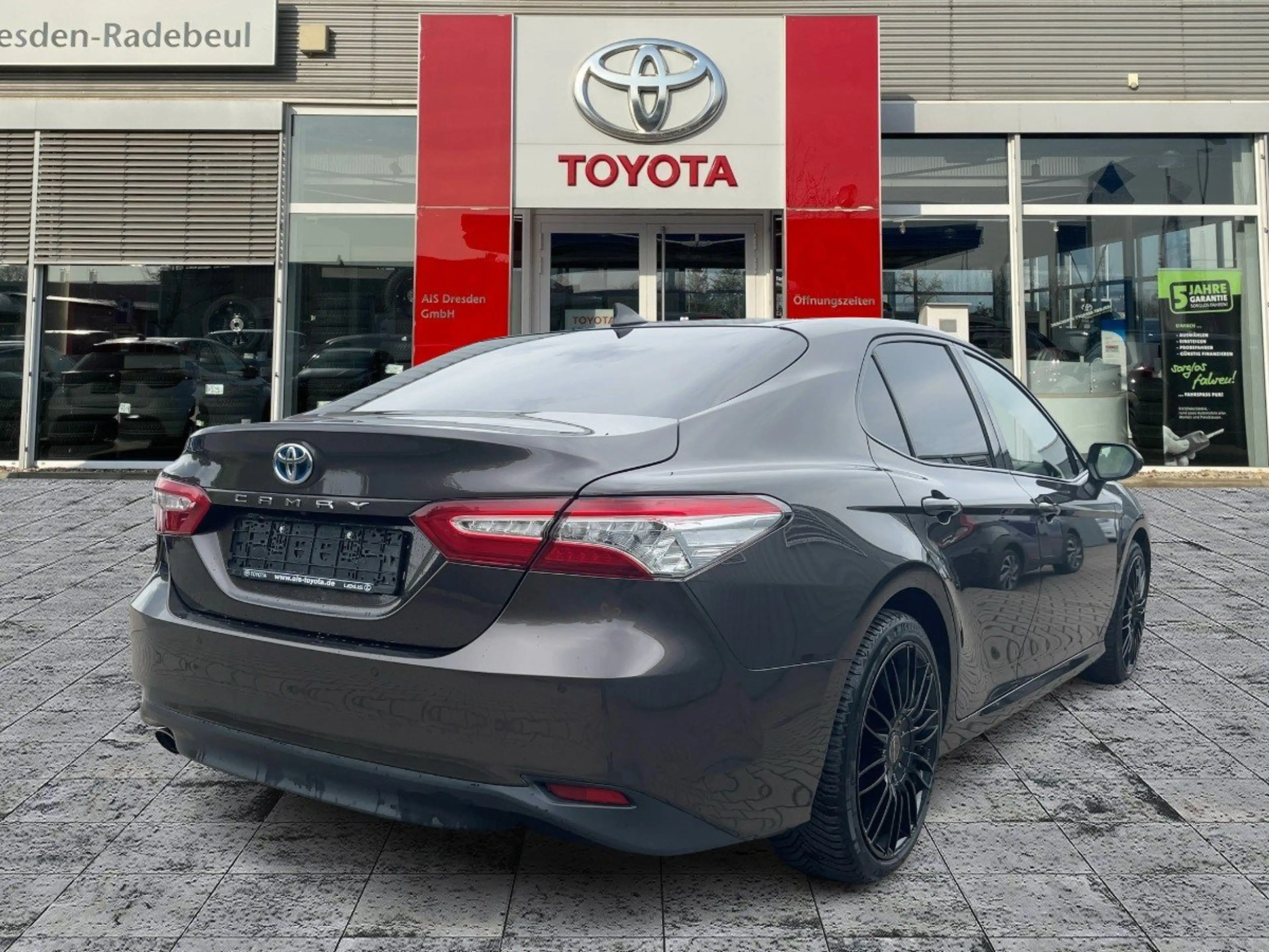 Toyota Camry 2.5 Hybrid Executive Navi*ACC*KAM*SHZ*DAB — photo 8