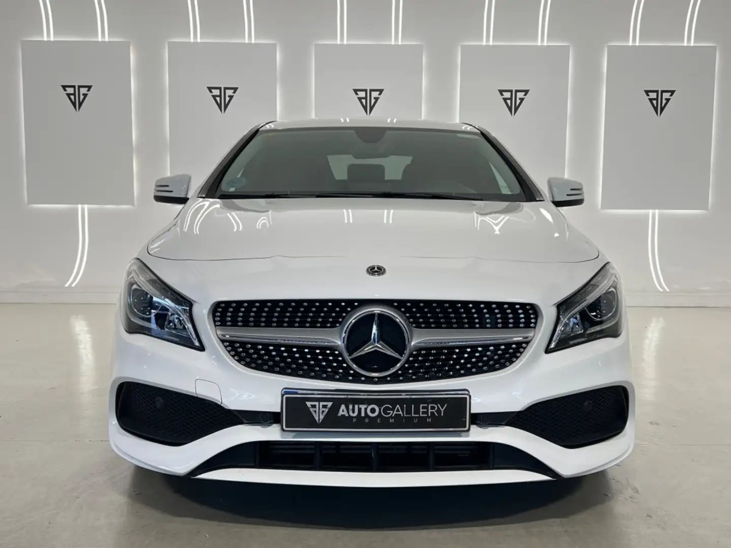 Mercedes-Benz CLA 180 7G-DCT Blanco - 2