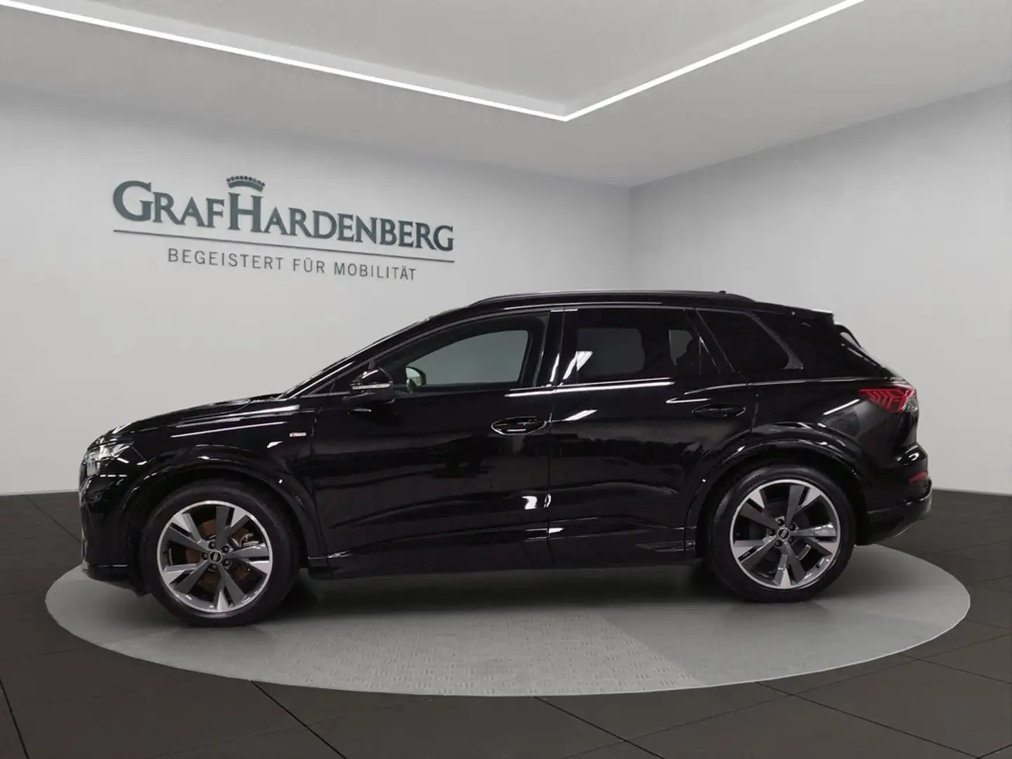 Audi e-tron S line MMI Navi Audi Connect Schwarz - 2