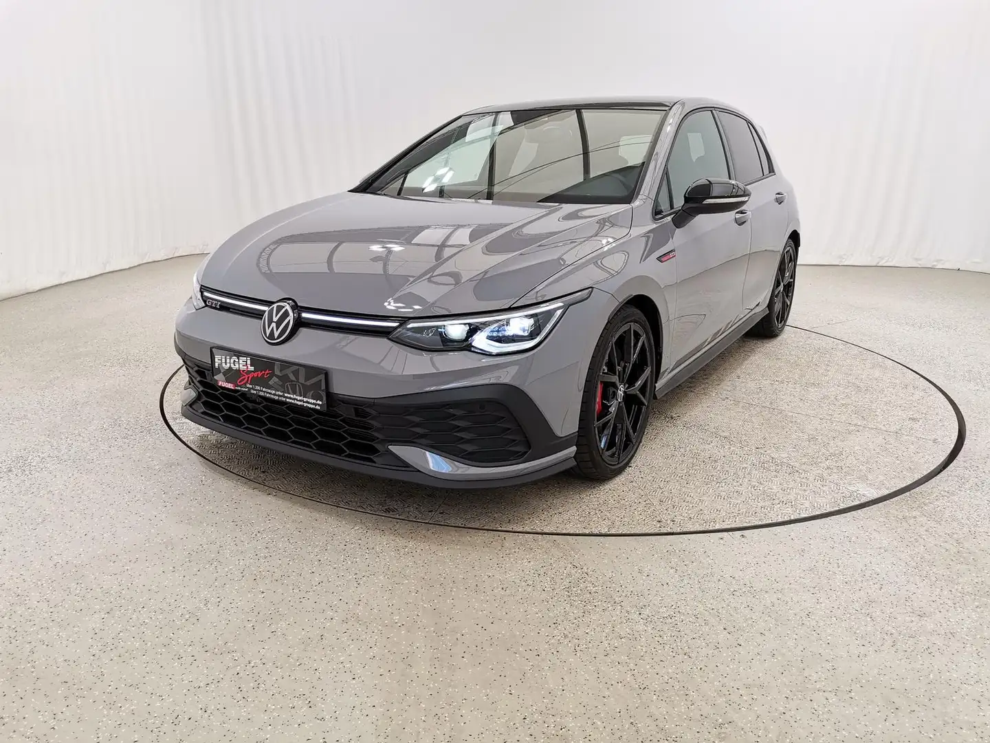 Volkswagen Golf 2.0 TSI DSG GTI Clubsport Matrix|Navi|Sound|ACC Grau - 2