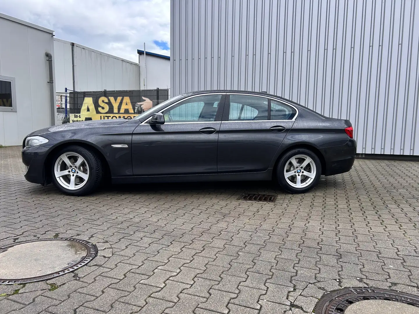 BMW 520 520d Aut. Bleu - 2