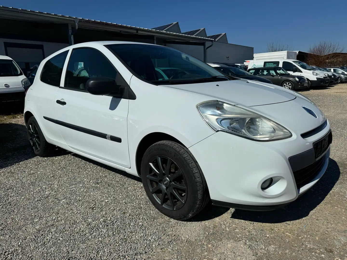 Renault Clio Expression Tüv: 03/27 Weiß - 2