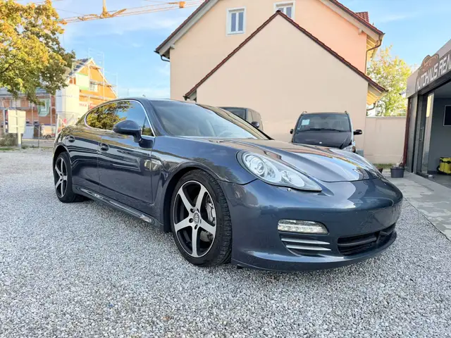 Porsche Panamera 4 S+NAVI+PDC+KAMERA+PDC+SITZHEIZUNG+Getriebesensor