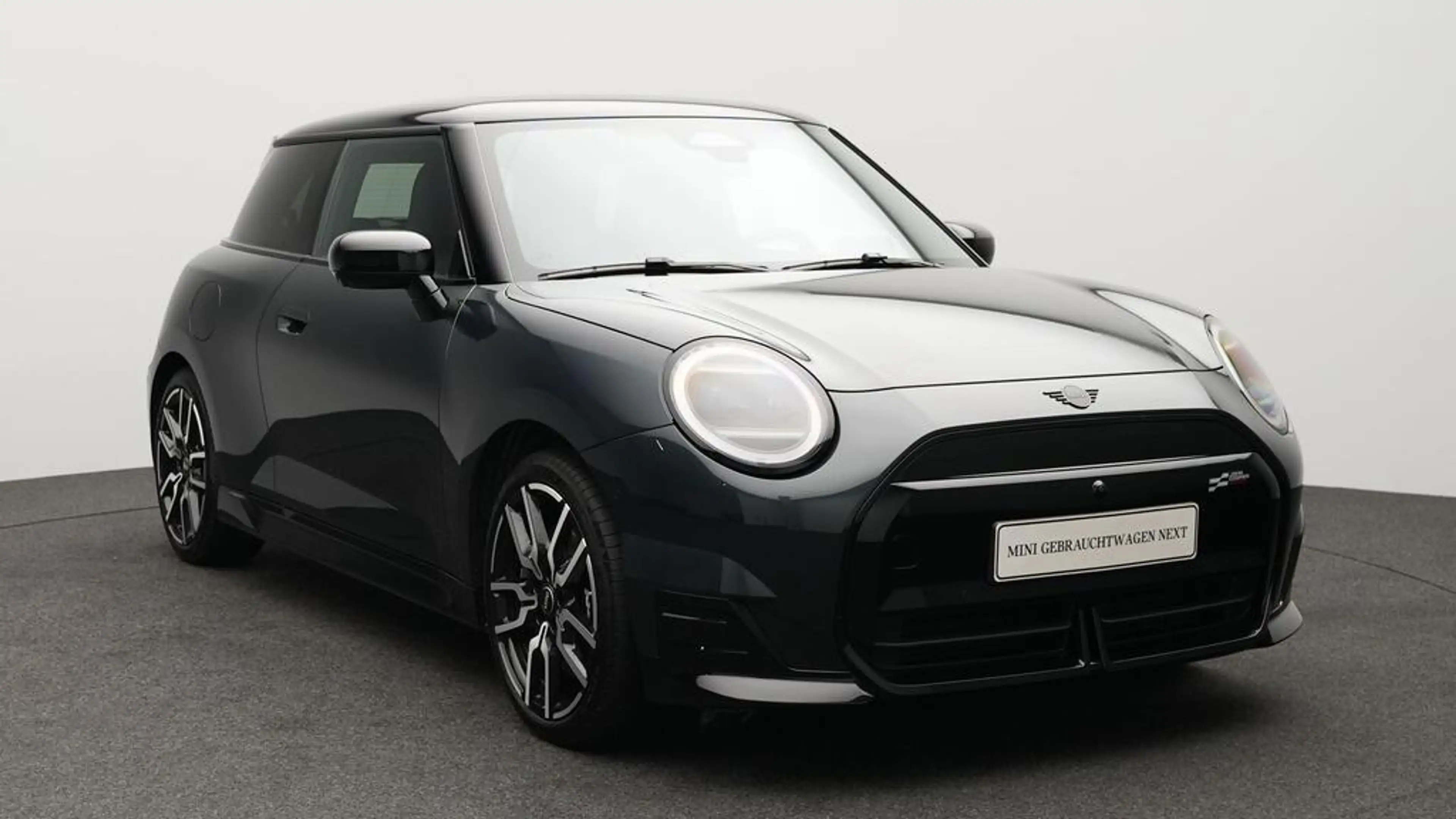 MINI Cooper SE John Cooper Works Trim — photo 15