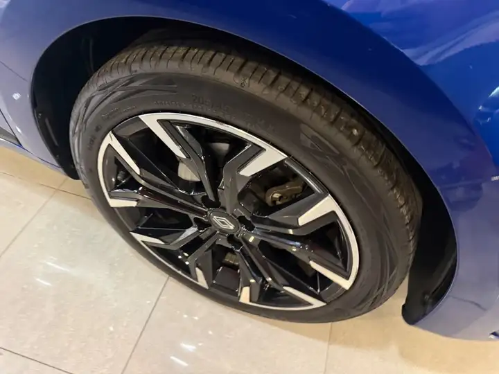 Renault Clio 2025, foto 6
