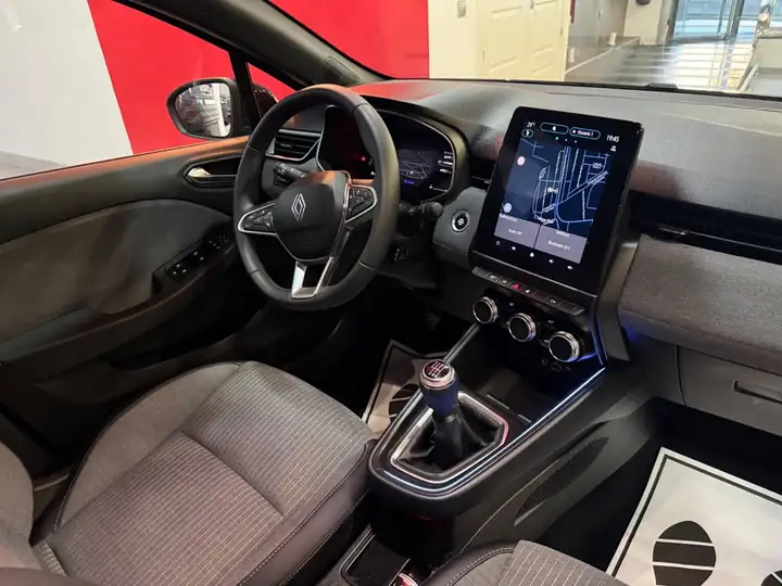 Renault Clio 2025, foto 17