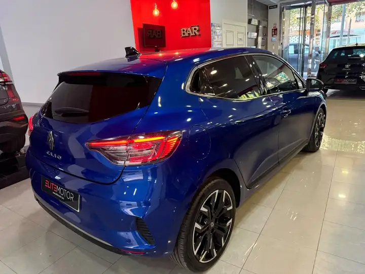 Renault Clio 2025, foto 10