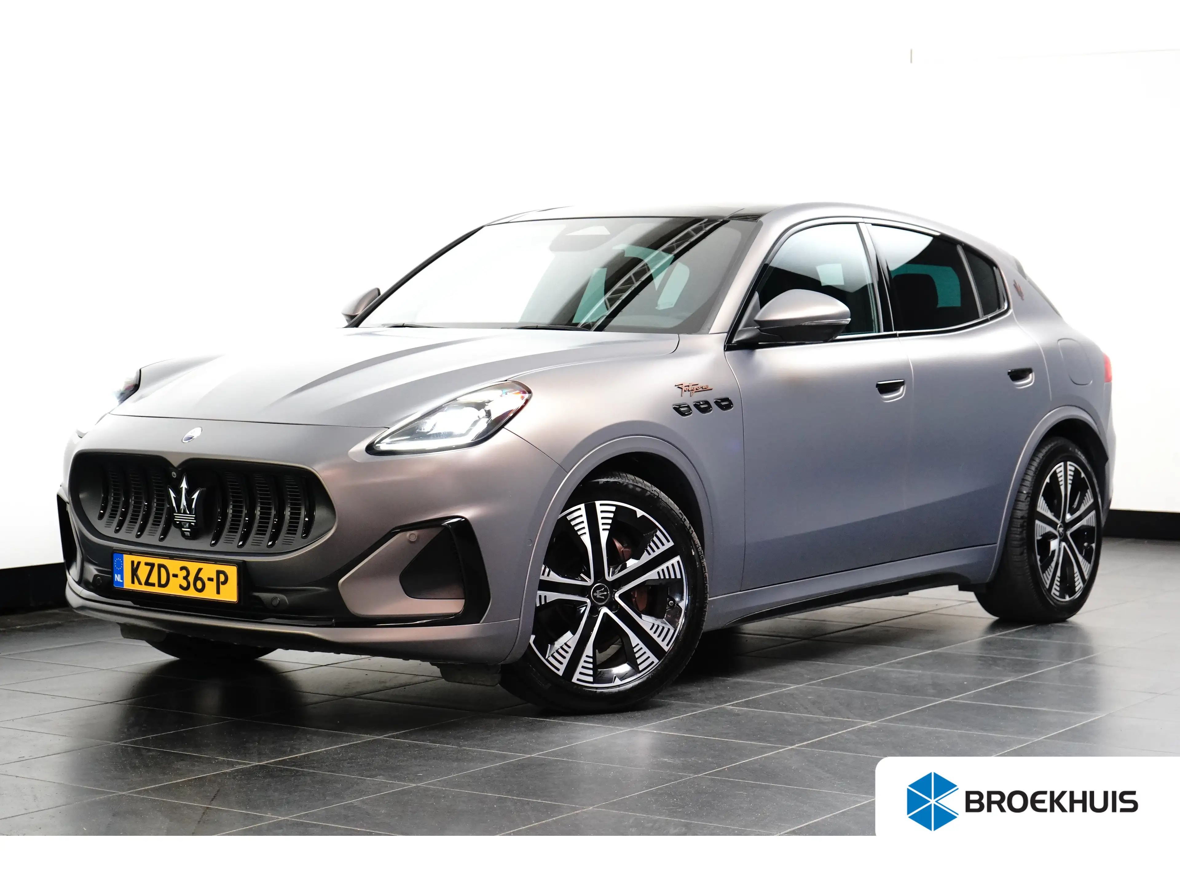 Maserati Grecale AWD Folgore 105kWh l Luchtvering l 360 gr Camera l