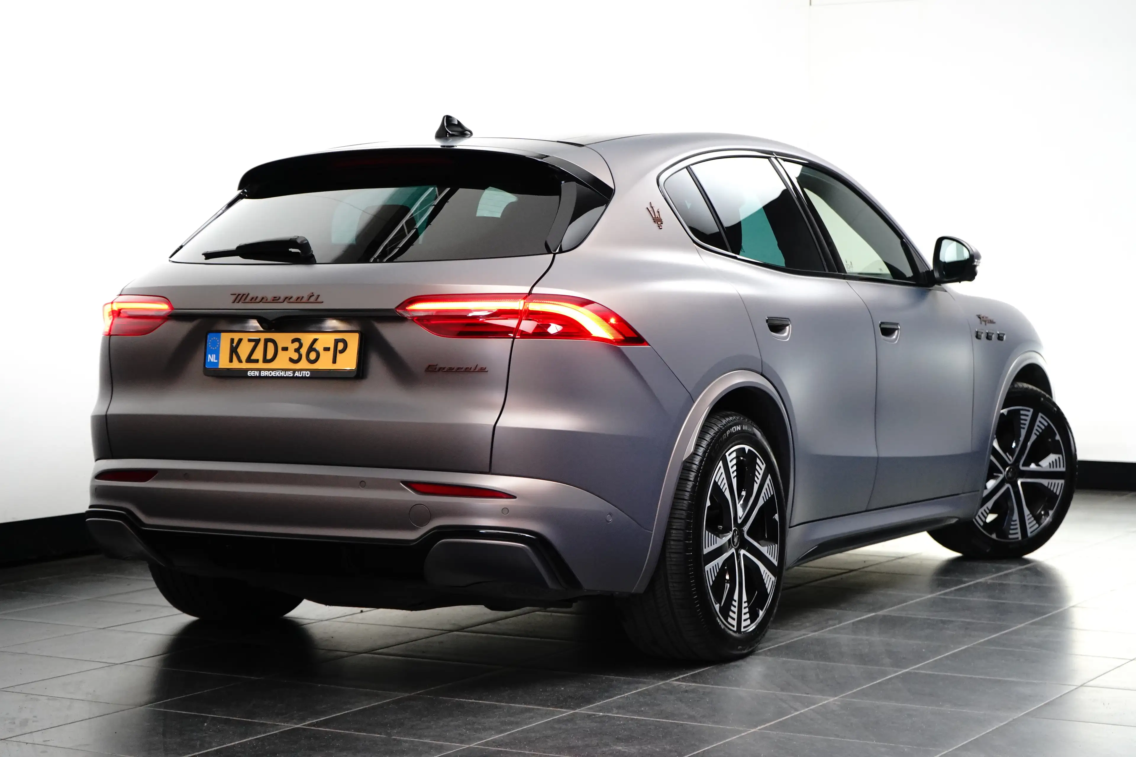 Maserati Grecale AWD Folgore 105kWh l Luchtvering l 360 gr Camera l — photo 4