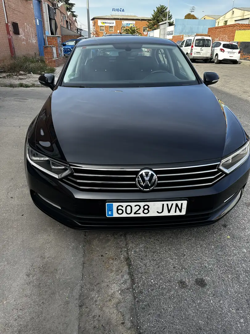 Volkswagen Passat 1.6TDI Edition 88kW - 1