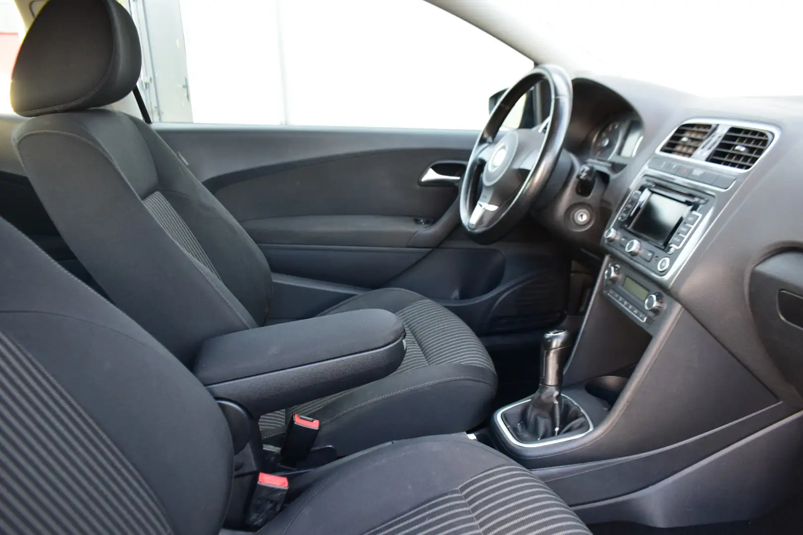 Volkswagen Polo 1.2 TSI Highline Noir - 2