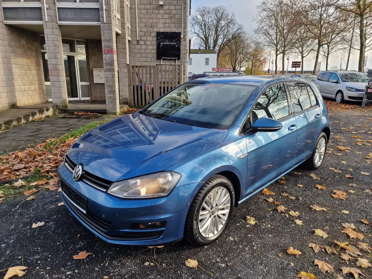 Volkswagen Golf VII Lim. Cup BMT / Service Neu Bleu - 1
