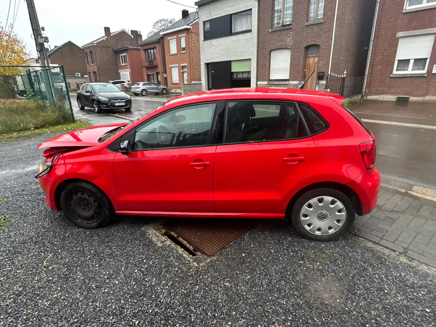 Volkswagen Polo 1.6 CR TDi -AIRCO- EXPORT - MARCHAND - FIX PRIJS - Rouge - 2