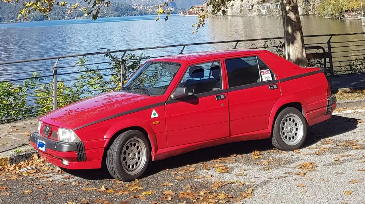 Alfa Romeo 75