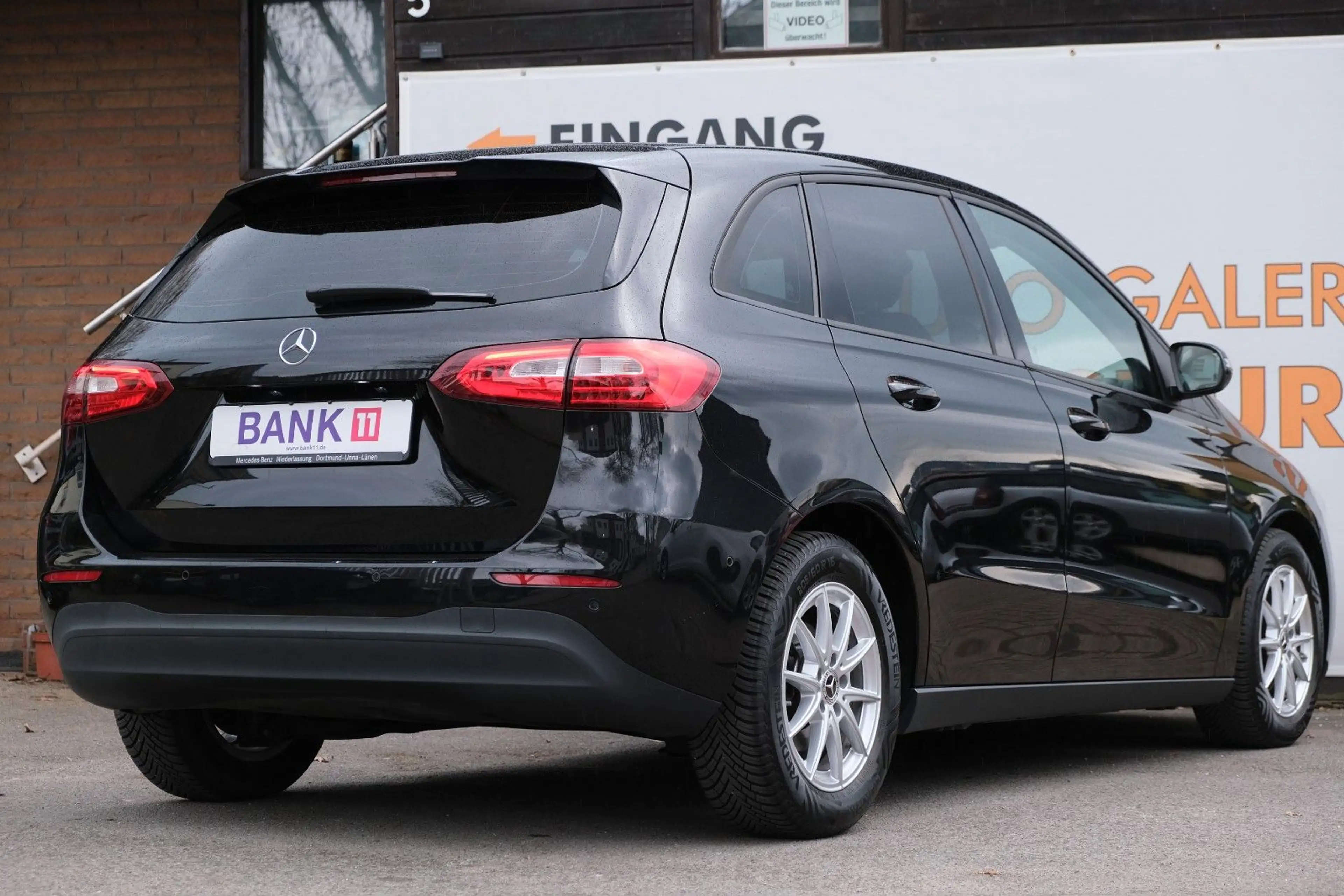 Mercedes-Benz B 200 d VIRTUAL RFK SPUR ASSIST NAVI LEDER TÜV27 — photo 6
