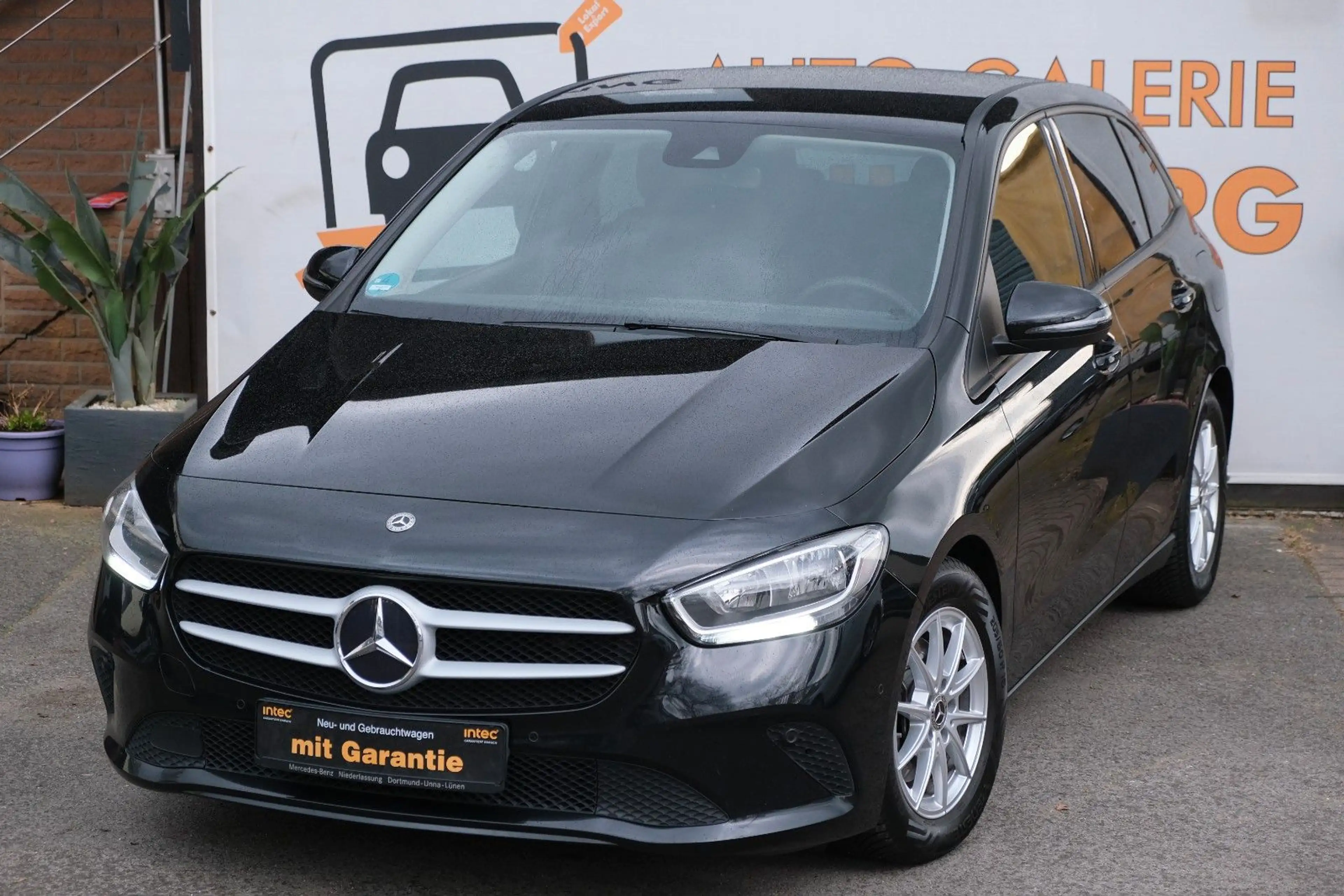 Mercedes-Benz B 200 d VIRTUAL RFK SPUR ASSIST NAVI LEDER TÜV27 — photo 2