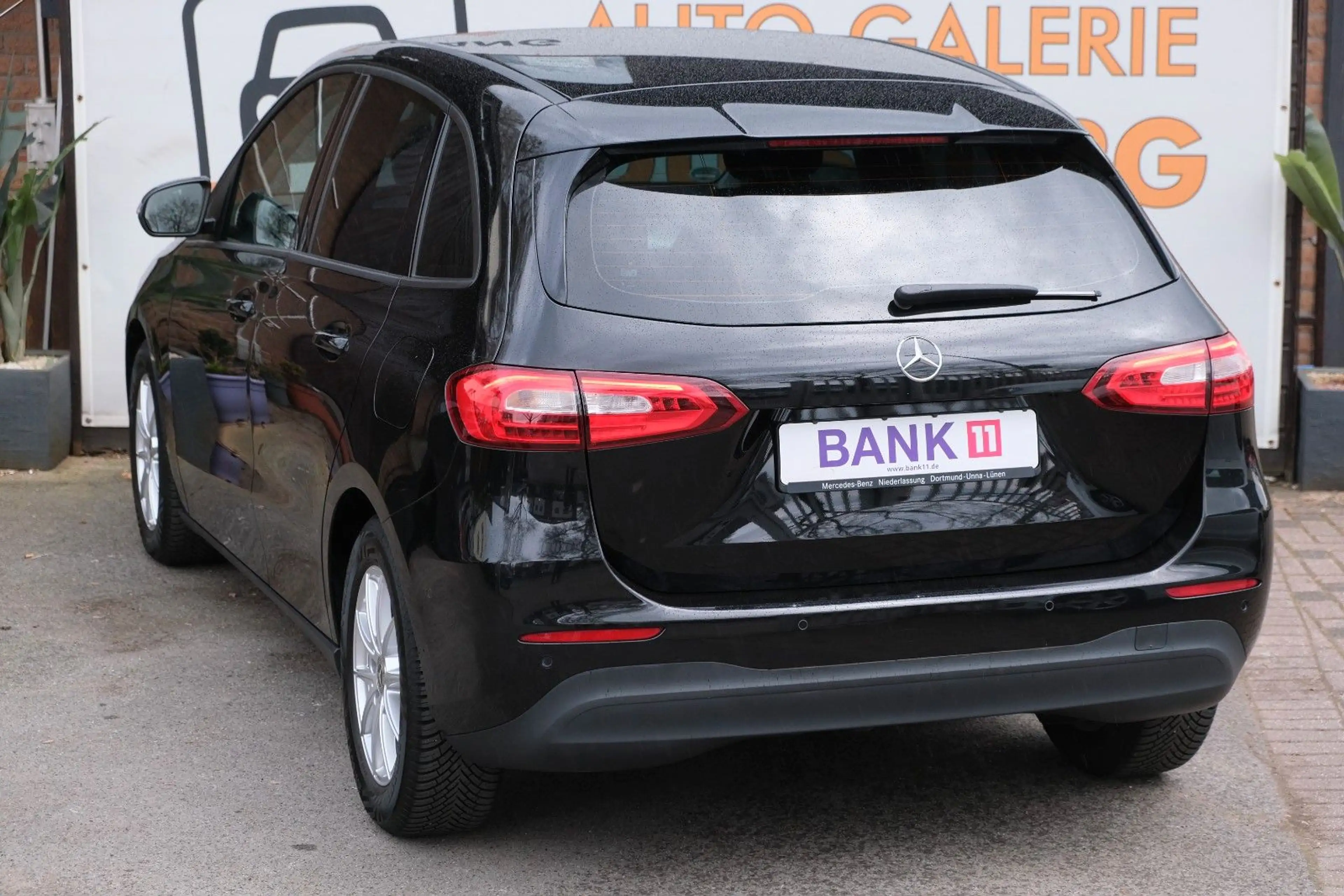 Mercedes-Benz B 200 d VIRTUAL RFK SPUR ASSIST NAVI LEDER TÜV27 — photo 7