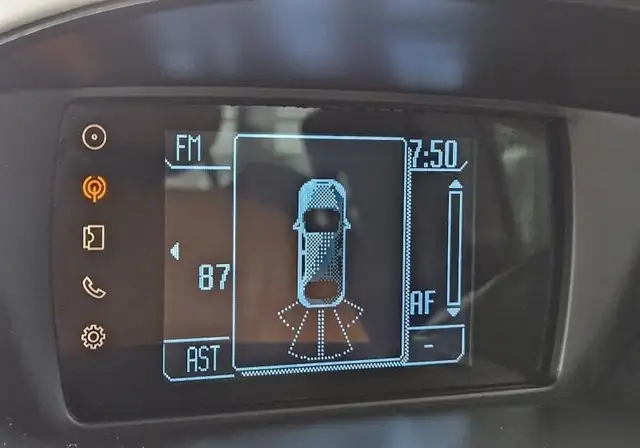 Ford B-Max view 12