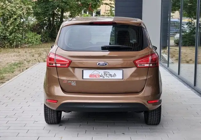 Ford B-Max view 7