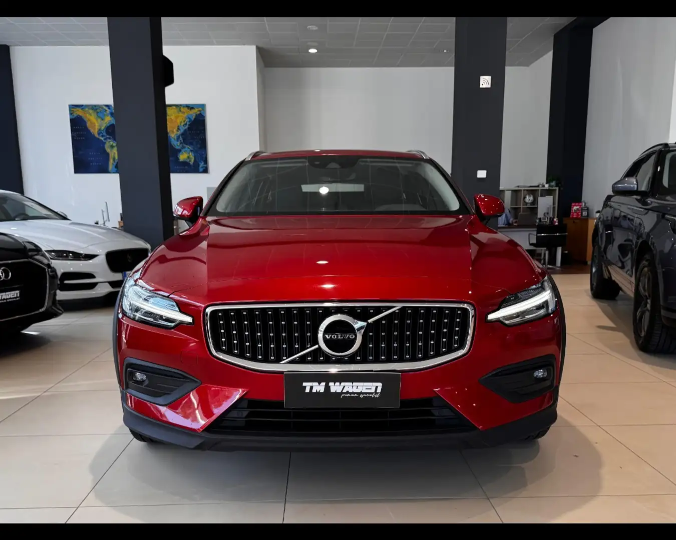 Volvo V60 Cross Country D4 AWD Geartronic Business Plus 4x4 2020 Rosso - 2