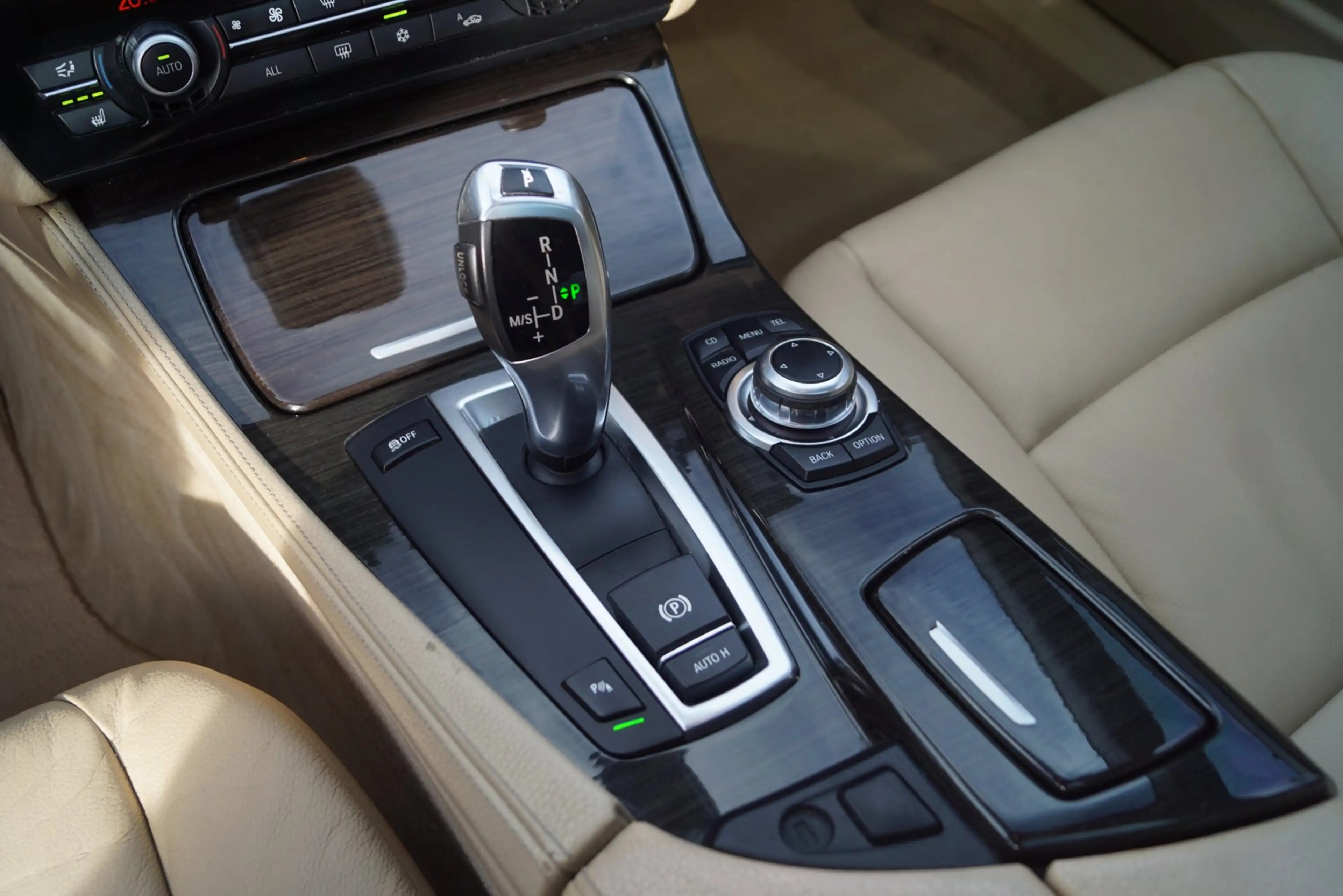 BMW 523 5-serie 523i High Executive Autom Leder Stoelverw — photo 18