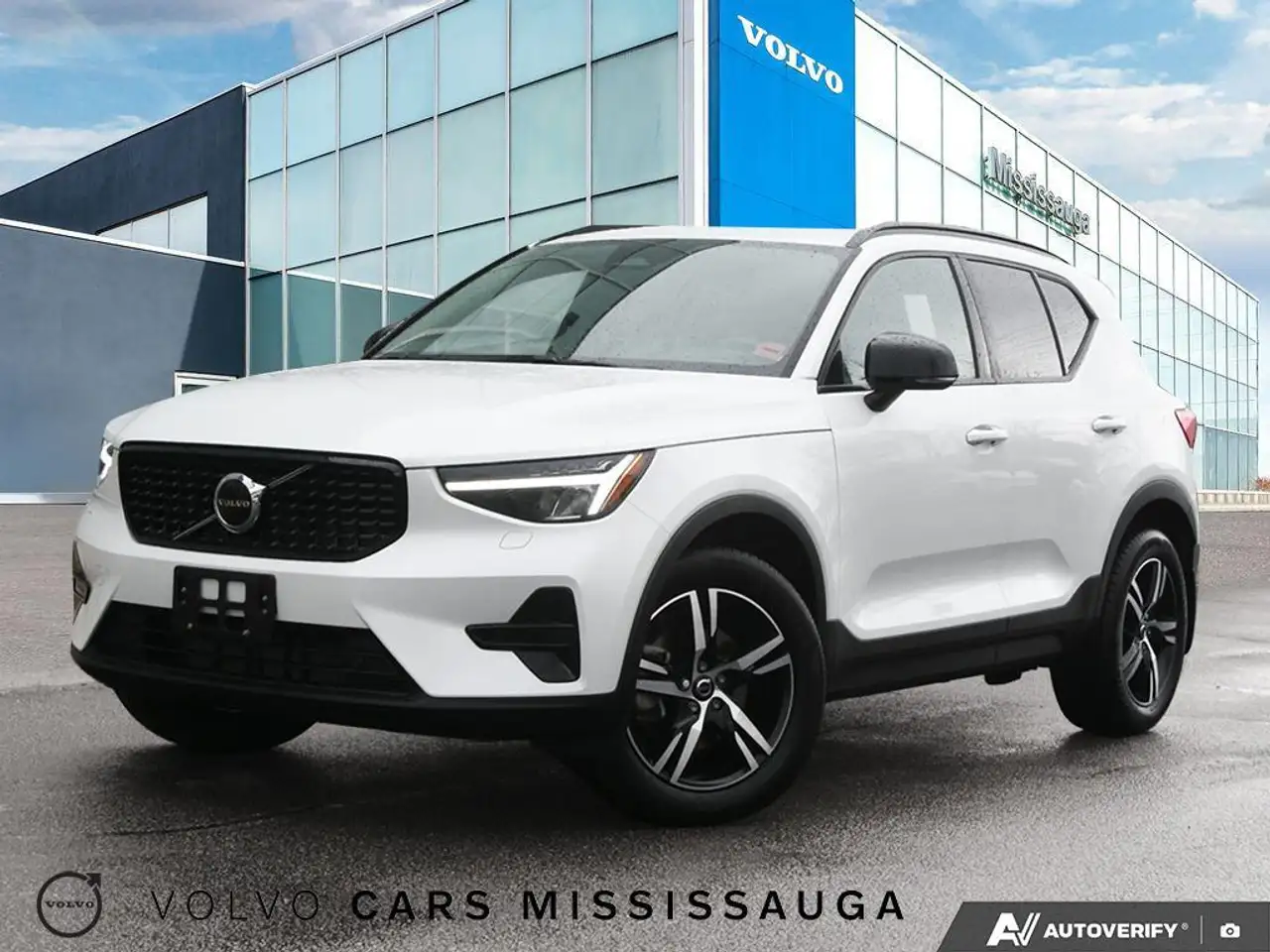 2024 Volvo XC40