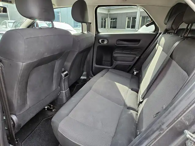 Citroen C4 Cactus view 9
