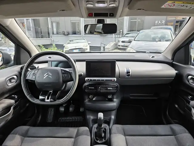Citroen C4 Cactus view 10