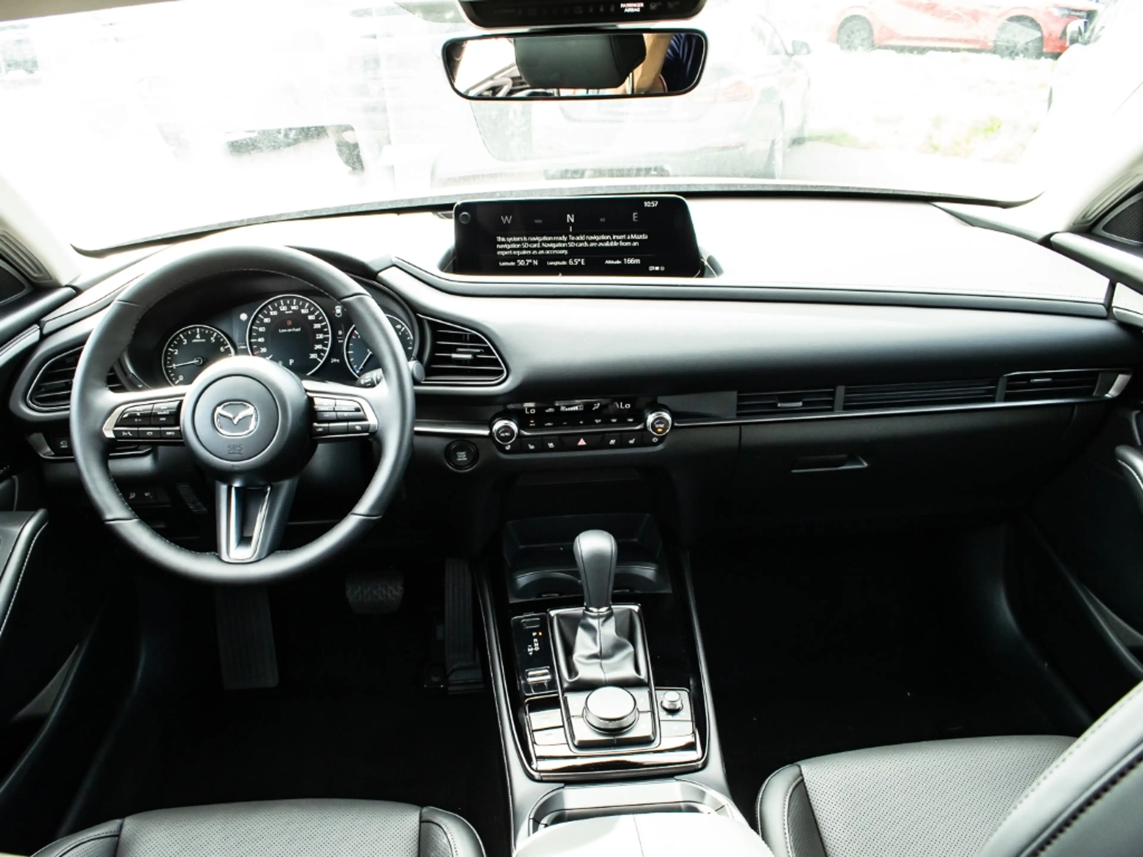 Mazda CX-30 2027 Homura Plus 2.5L e-SKYACTIV-G 140PS 6AT FWD — photo 9