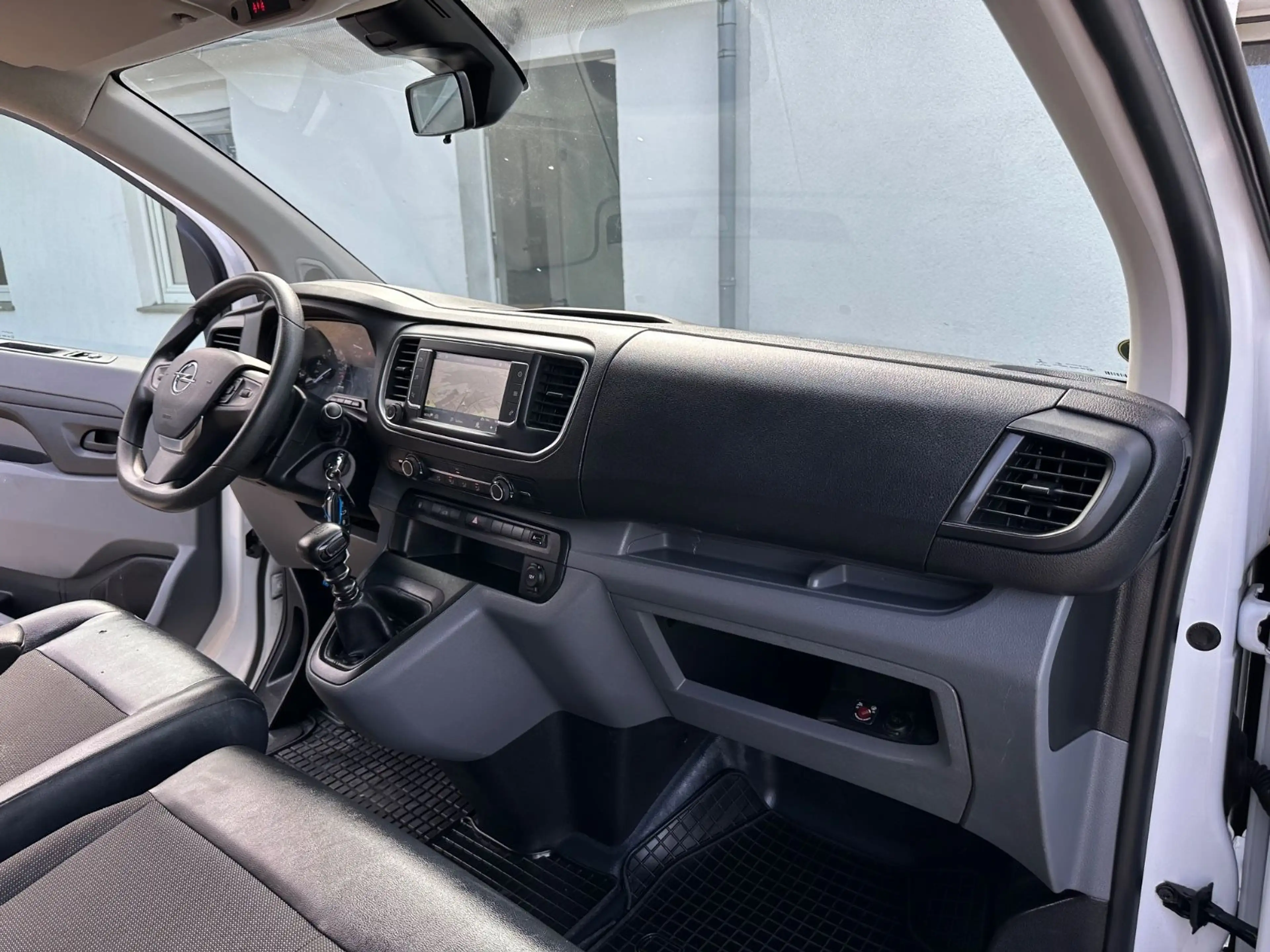 Opel Vivaro Kasten Edition L*1HAND*Assist*PDC*Kamera* — photo 14