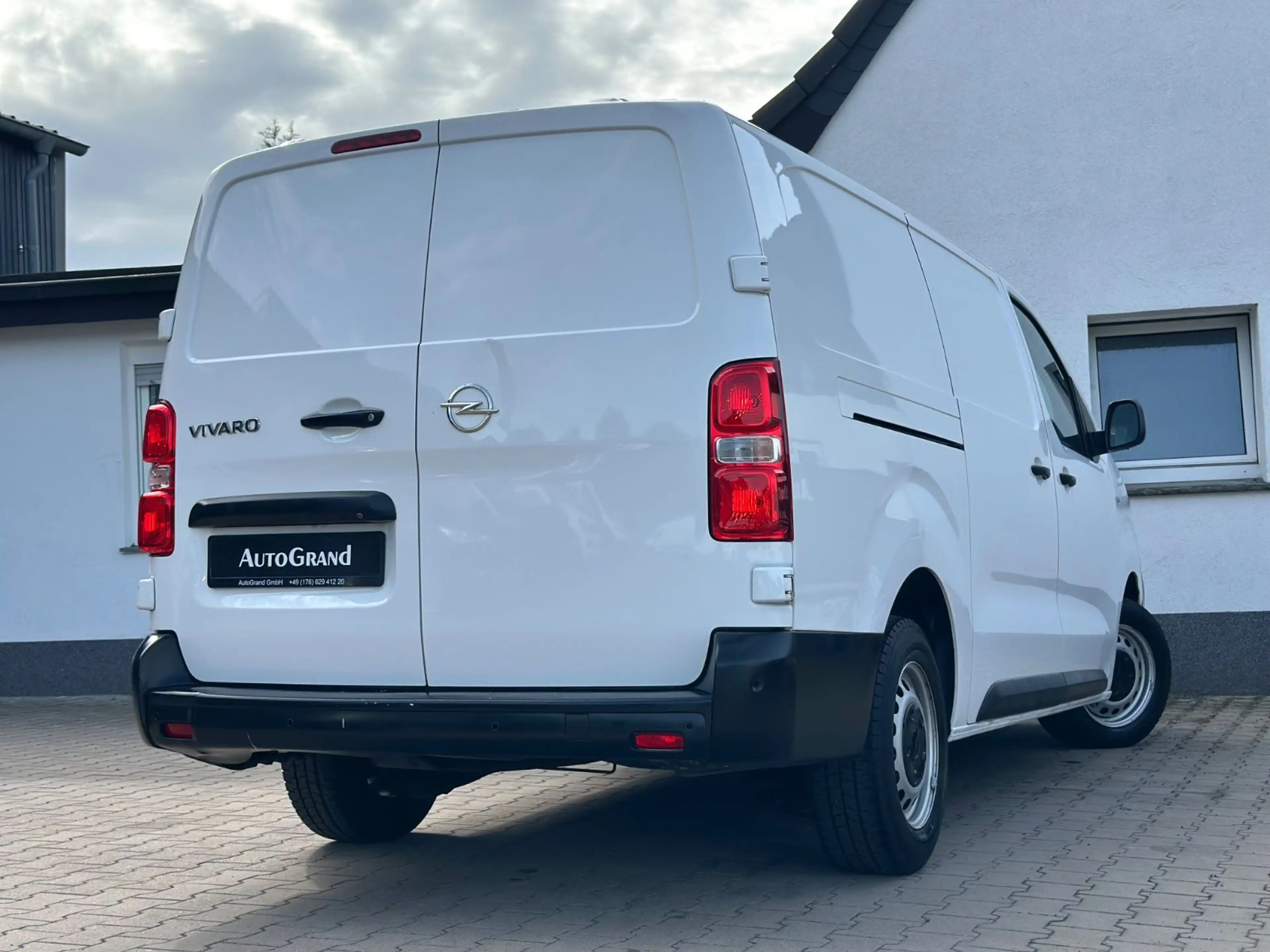 Opel Vivaro Kasten Edition L*1HAND*Assist*PDC*Kamera* — photo 4