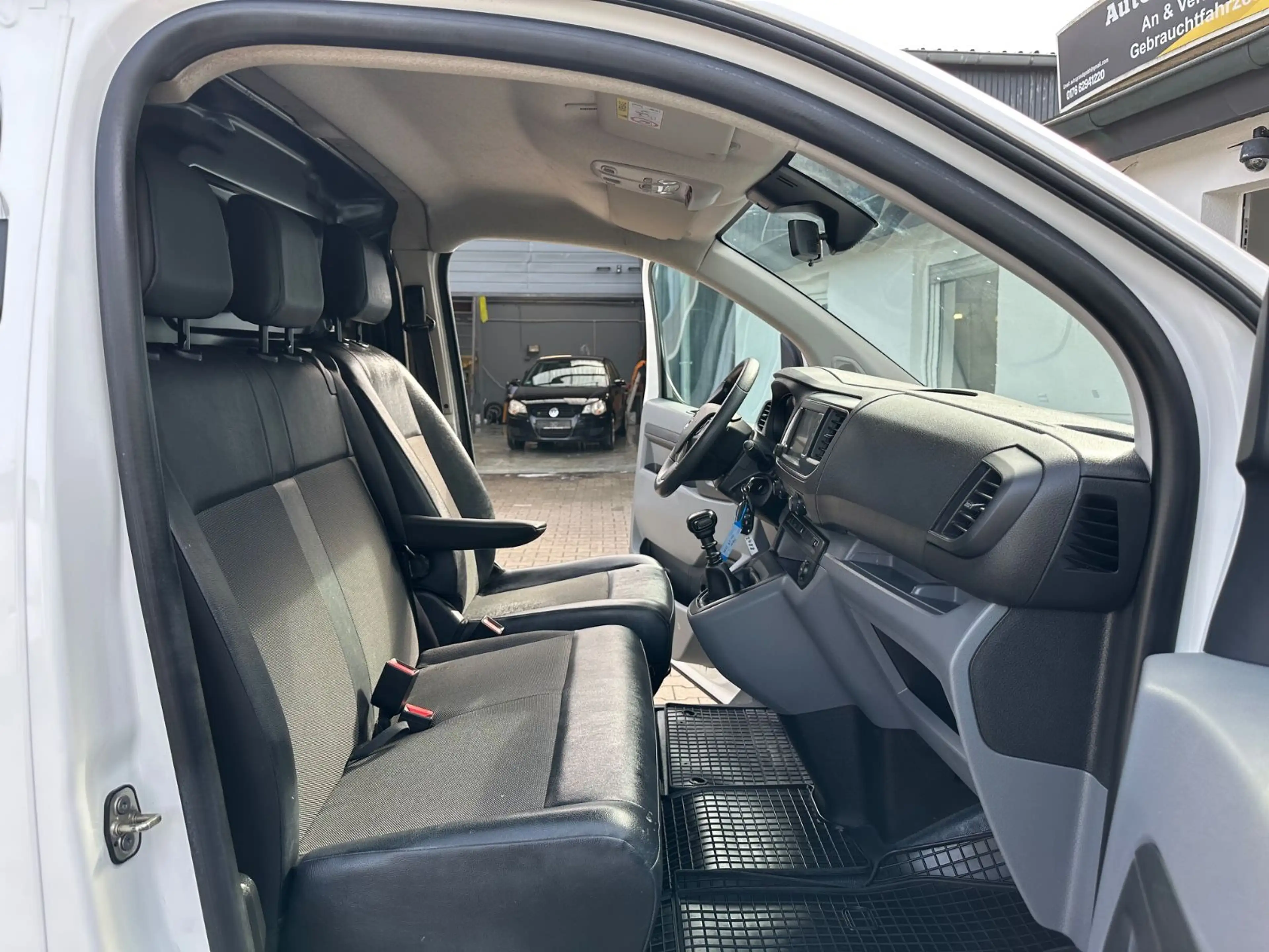 Opel Vivaro Kasten Edition L*1HAND*Assist*PDC*Kamera* — photo 15