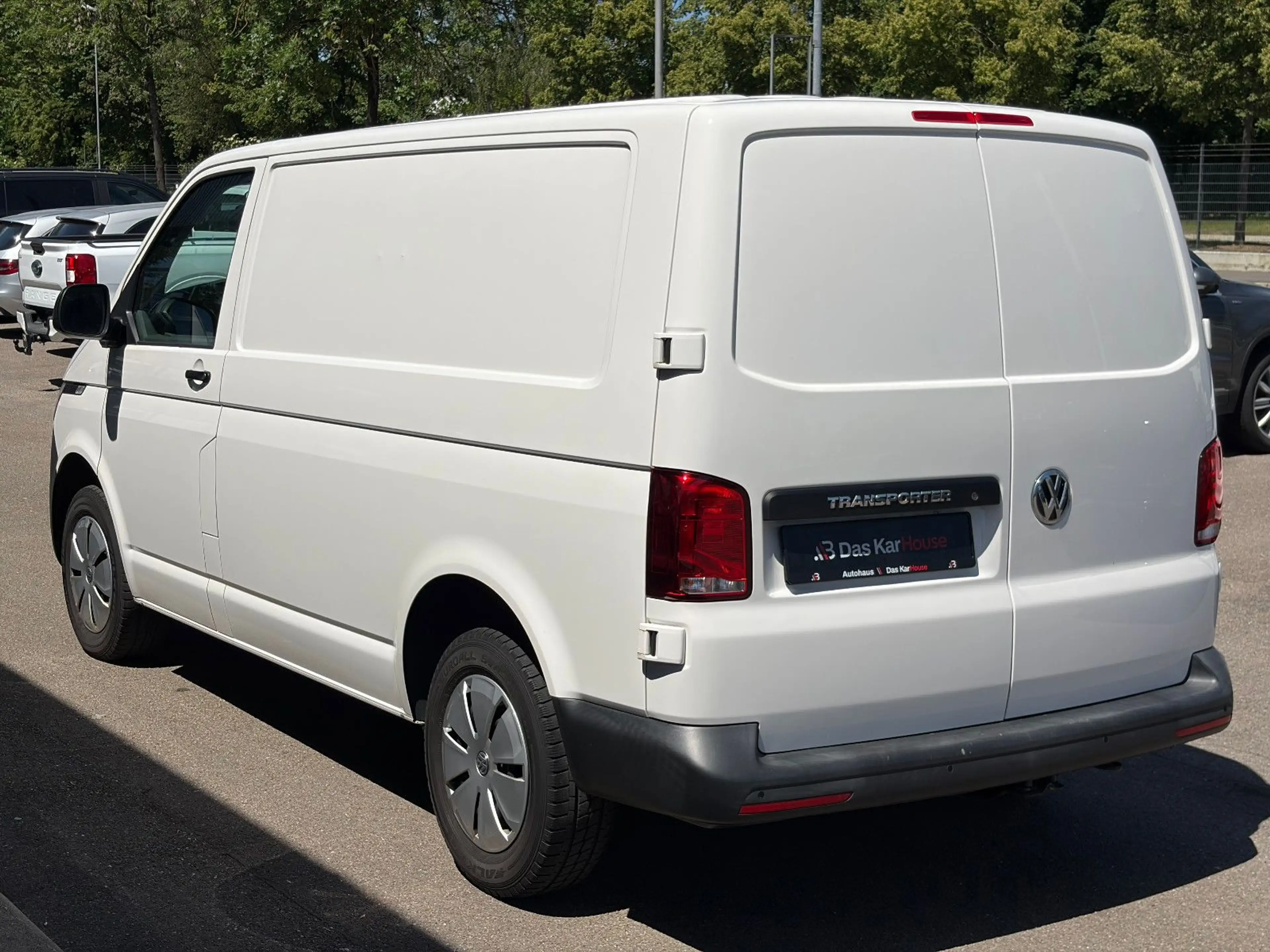 Volkswagen T6 Transporter T6.1 2.0 TDI Transporter · PDC · Klima · TÜV·LKW — photo 7