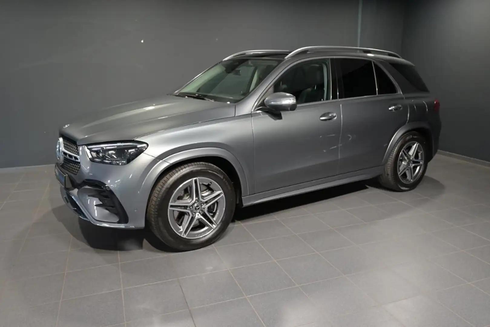 Mercedes-Benz GLE 350 de 4M AMG/AIRMATIC/AHK/PANO/360/MULTIB. Grau - 1