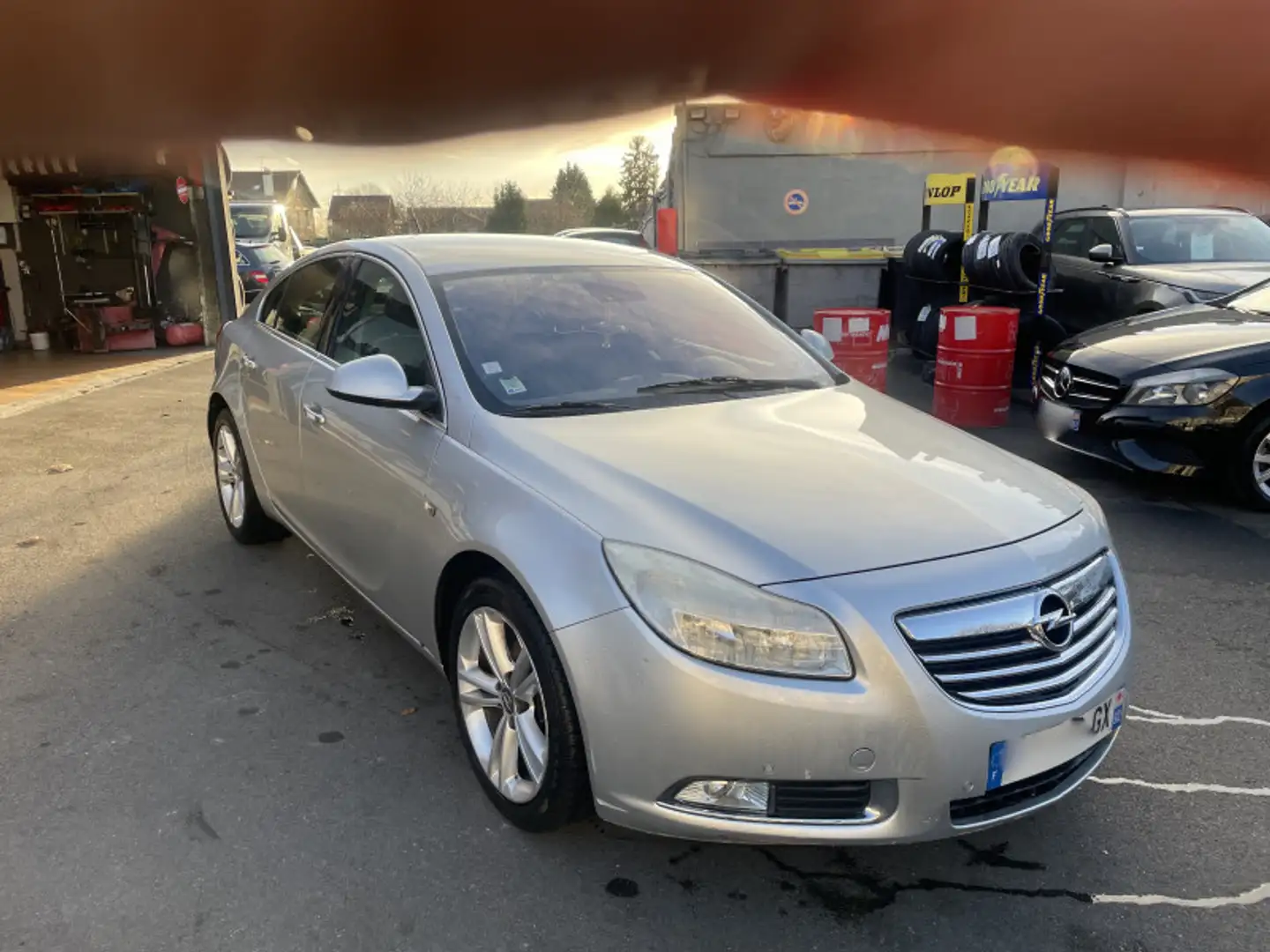 Opel Insignia 2.0 CDTI130 FAP CONNECT PACK BA 4P Gris - 2